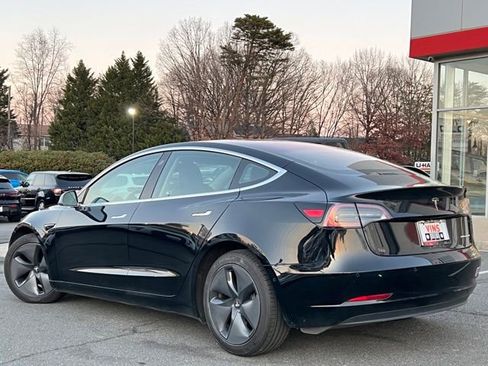 Used 2018 Tesla Model 3 image 2