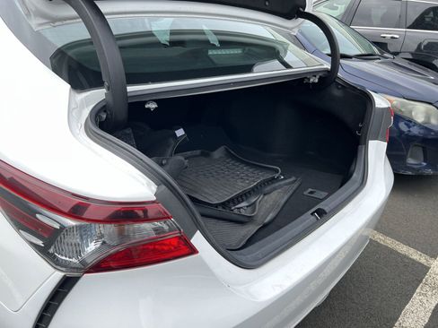 Used 2021 Toyota Camry SE image 22