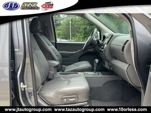Used 2019 Nissan Frontier SL RWD image 16