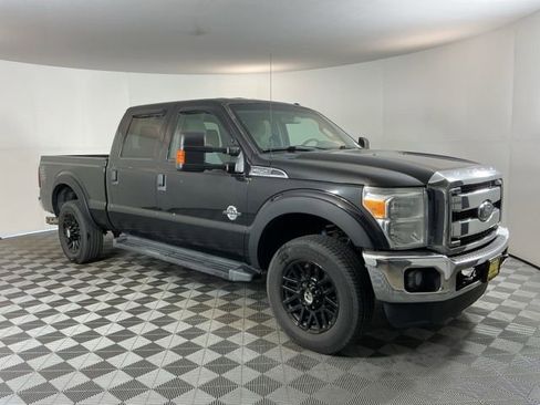 Used 2014 Ford F250 XLT AWD/4WD image 3