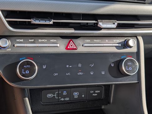 Certified 2026 Hyundai Sonata SEL AWD/4WD image 23