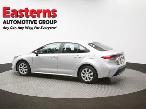Used 2024 Toyota Corolla LE image 60
