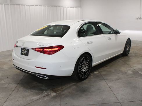 Used 2025 Mercedes-Benz C 300 4MATIC Sedan image 9