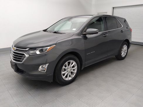 Used 2018 Chevrolet Equinox LT AWD/4WD image 2