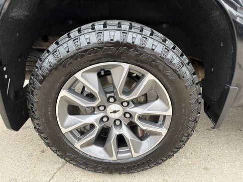 Used 2019 Chevrolet Silverado 1500 RST image 15