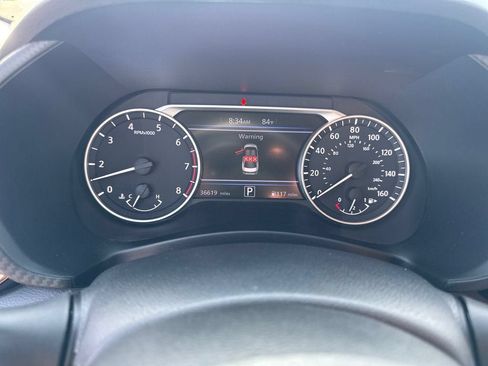 Used 2025 Nissan Sentra SR FWD image 20