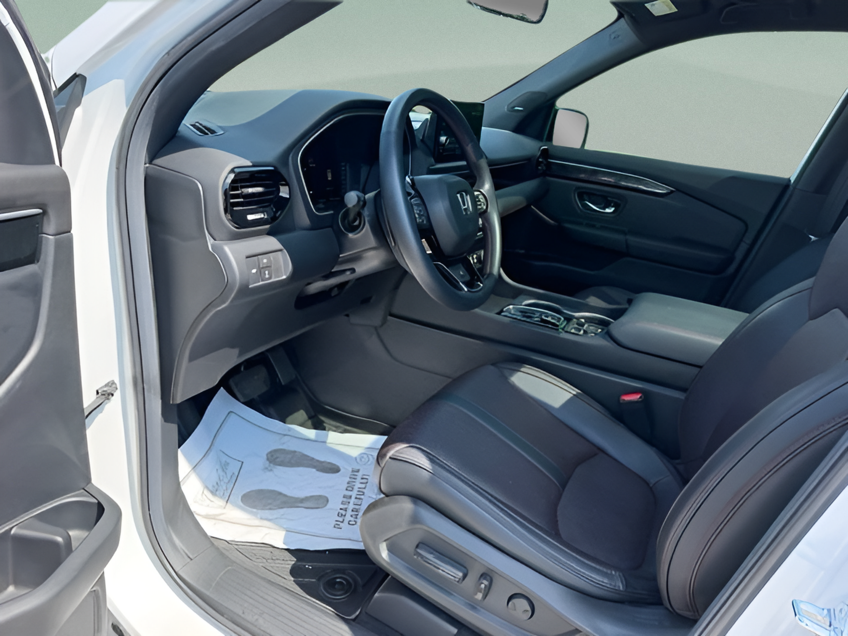 Certified 2025 Honda Pilot Black Edition image 9