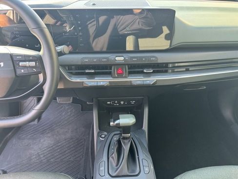 Certified 2025 Kia K4 EX image 17