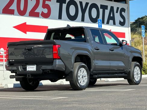 New 2026 Toyota Tacoma SR5 image 5