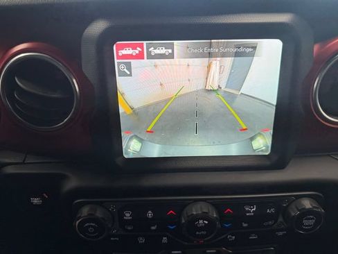 Used 2020 Jeep Gladiator Rubicon AWD/4WD image 15