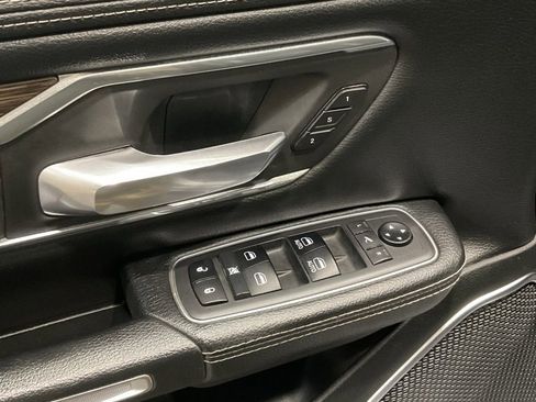 Used 2019 RAM 1500 Laramie image 7