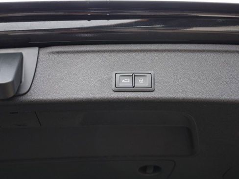 Used 2019 Audi A4 2.0T allroad Prestige w/ Prestige Package image 41