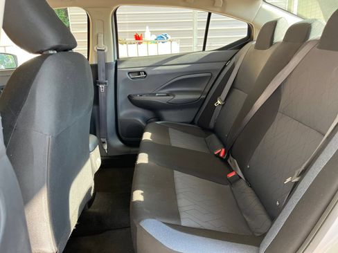Used 2025 Nissan Versa SV FWD image 19