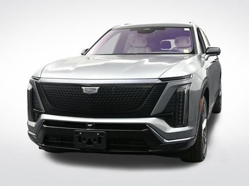 Used 2026 Cadillac Vistiq Luxury AWD/4WD image 8