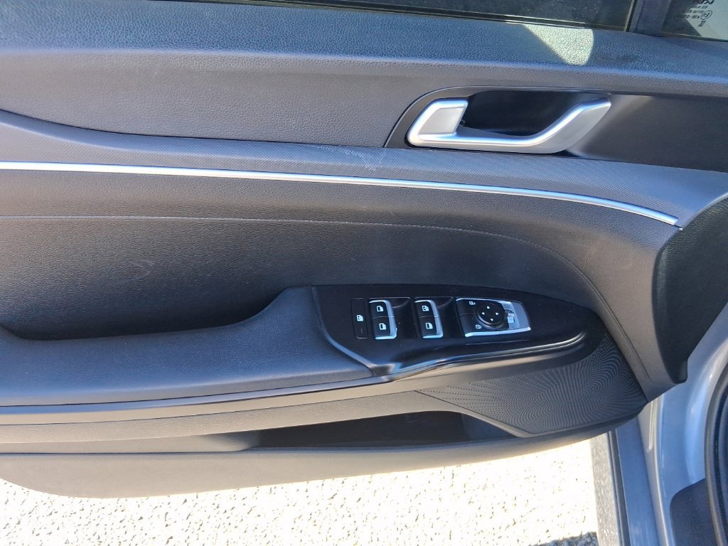 Certified 2023 Kia K5 LXS FWD image 10