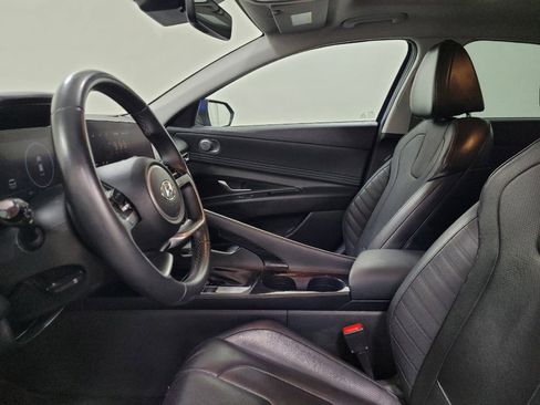 Used 2021 Hyundai Elantra Limited FWD image 17
