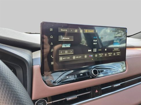 New 2025 Mitsubishi Outlander SEL image 16