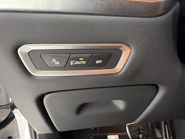 Used 2026 BMW X7 xDrive40i w/ M Sport Package AWD/4WD image 12