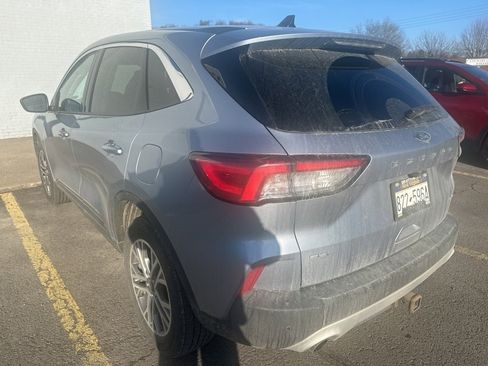 Used 2022 Ford Escape SEL w/ Class II Trailer Tow Package image 2