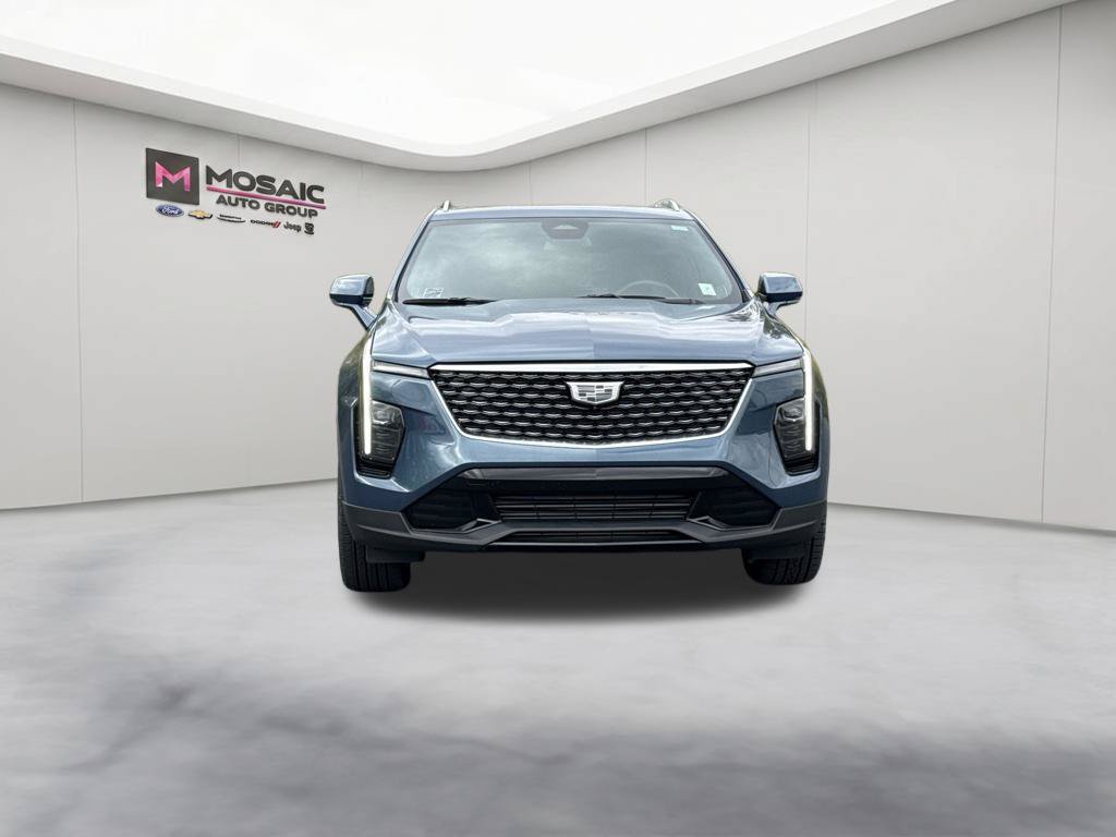 Used 2025 Cadillac XT4 Premium Luxury AWD/4WD image 3