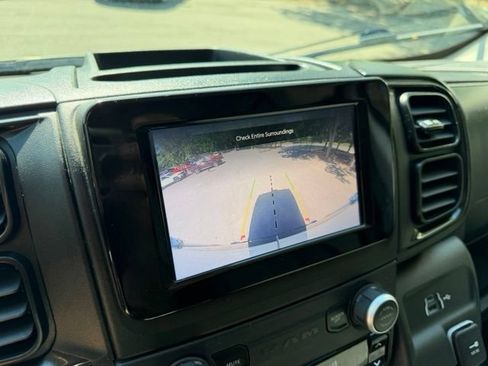Used 2023 RAM ProMaster 2500 FWD image 11