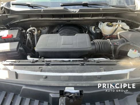 Used 2023 Chevrolet Suburban Premier AWD/4WD image 35