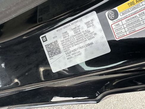 Used 2019 Chevrolet Camaro SS image 31