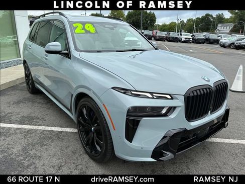 Used 2024 BMW X7 xDrive40i w/ Executive Package AWD/4WD image 9