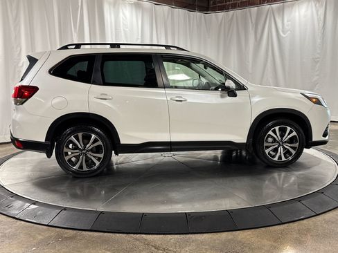 Used 2022 Subaru Forester Limited w/ Popular Package #2 AWD/4WD image 6
