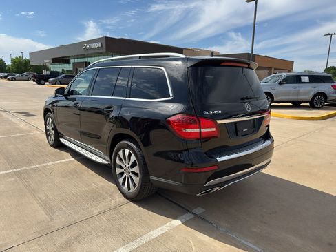 Used 2018 Mercedes-Benz GLS 450 4MATIC w/ Premium Package image 23