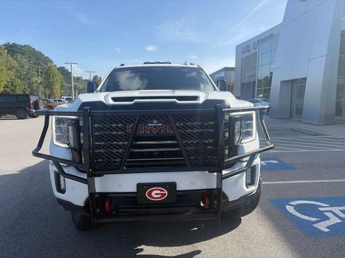 Used 2021 GMC Sierra 2500 AT4 w/ AT4 Premium Plus Package AWD/4WD image 2