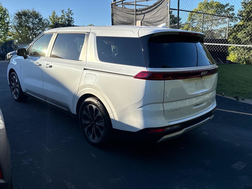 Certified 2024 Kia Carnival EX FWD image 7