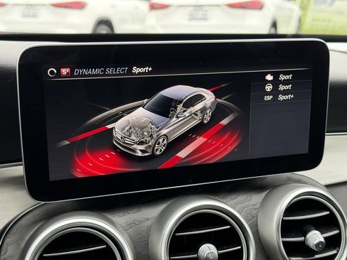 Used 2020 Mercedes-Benz C 300 Sedan image 6