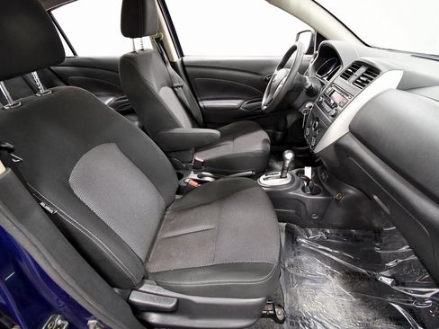 Used 2018 Nissan Versa SV image 16