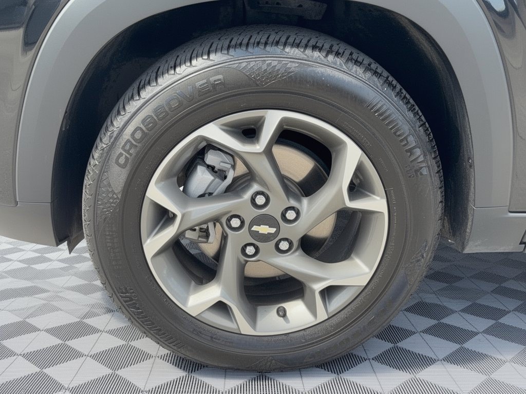 Certified 2024 Chevrolet Trax LT FWD image 13