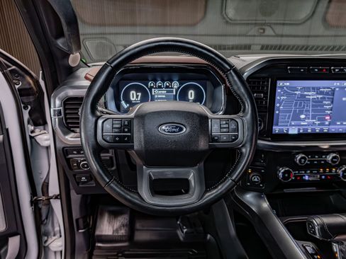 Used 2022 Ford F150 Lariat w/ Equipment Group 502A High AWD/4WD image 18