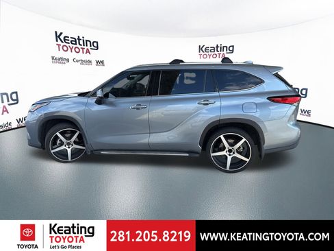 Used 2021 Toyota Highlander Platinum image 6