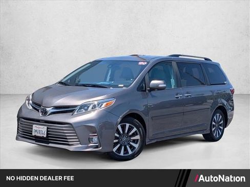 Used 2020 Toyota Sienna Limited w/ Carpet Mat Package FWD image 1