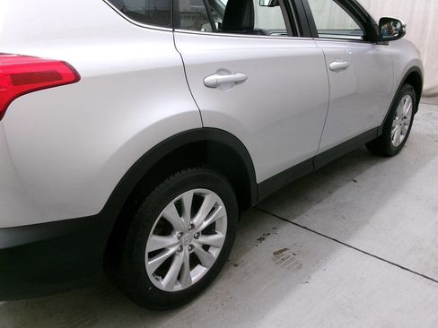 Used 2013 Toyota RAV4 Limited AWD/4WD image 10