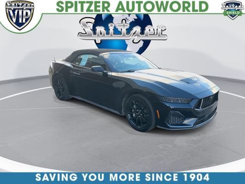 Used 2025 Ford Mustang GT Premium RWD image 2