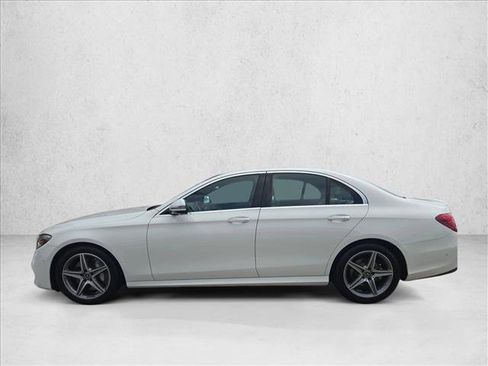 Used 2018 Mercedes-Benz E 300 image 9