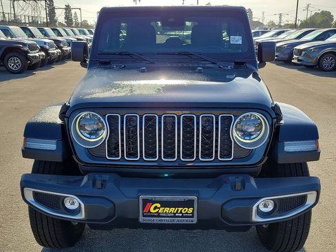 New 2025 Jeep Wrangler Sahara image 20