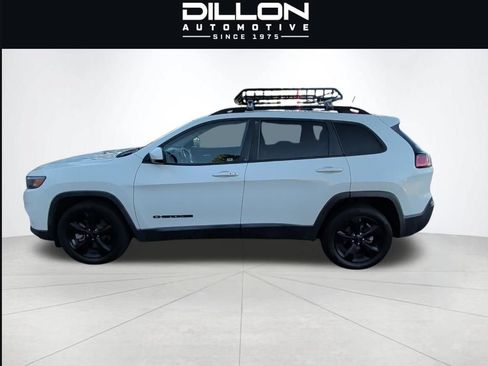 Used 2019 Jeep Cherokee Latitude Plus FWD image 2