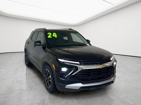 Certified 2024 Chevrolet TrailBlazer LT FWD image 45