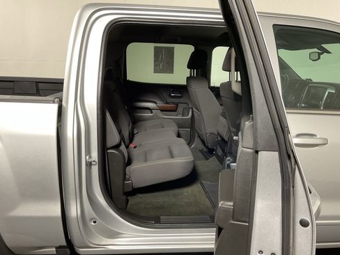 Used 2017 GMC Sierra 1500 SLE w/ SLE Value Package AWD/4WD image 32