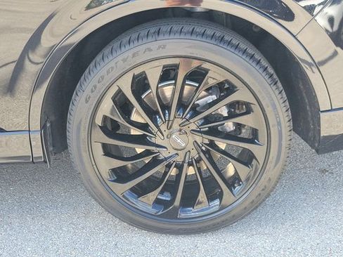 Certified 2021 Lincoln Aviator Reserve w/ Equipment Group 208A RWD image 10