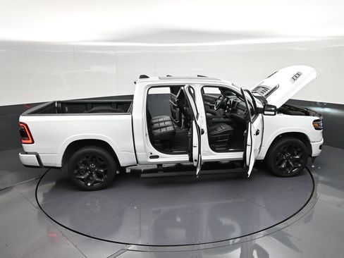 Used 2024 RAM 1500 Limited AWD/4WD image 36