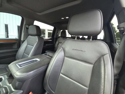 Used 2022 GMC Sierra 1500 Denali w/ Denali Reserve Package AWD/4WD image 24