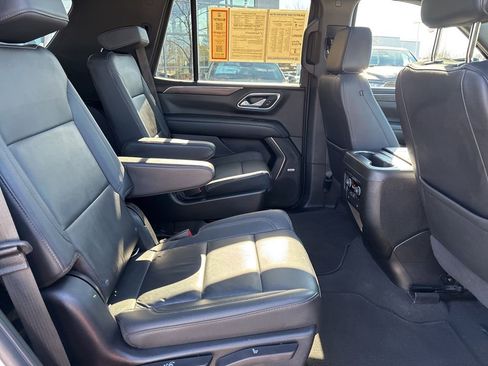 Used 2022 Chevrolet Tahoe Z71 w/ Luxury Package image 52