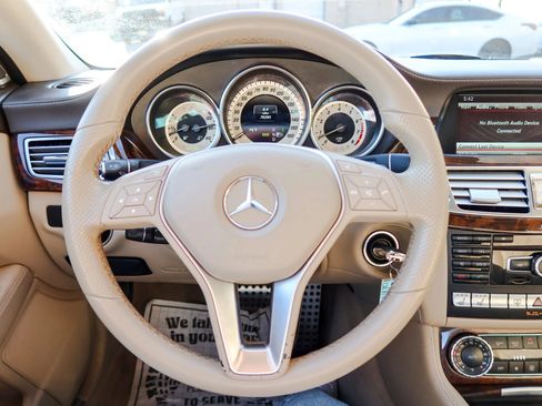 Used 2014 Mercedes-Benz CLS 550 4MATIC image 14